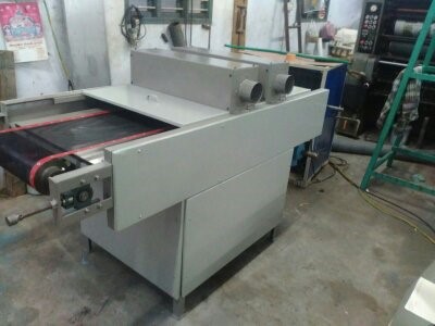 Conveyor UV